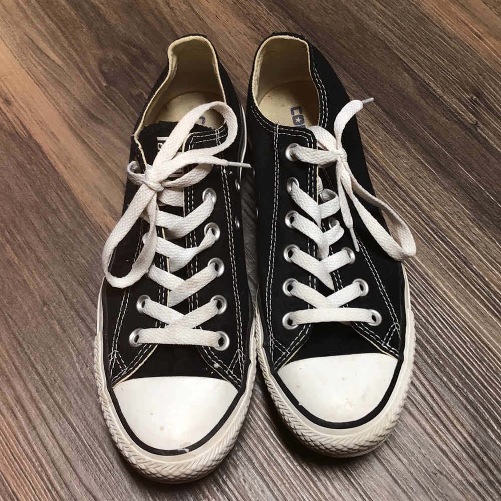 converse black sneakers